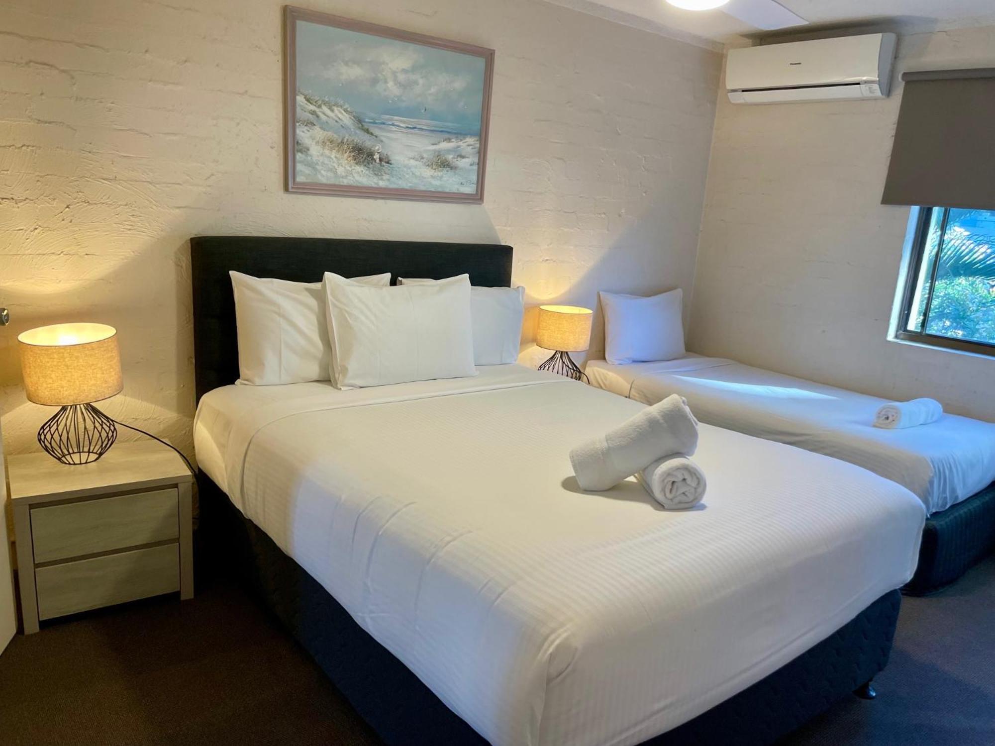 גולד קוסט Burleigh Palms Holiday Apartments מראה חיצוני תמונה