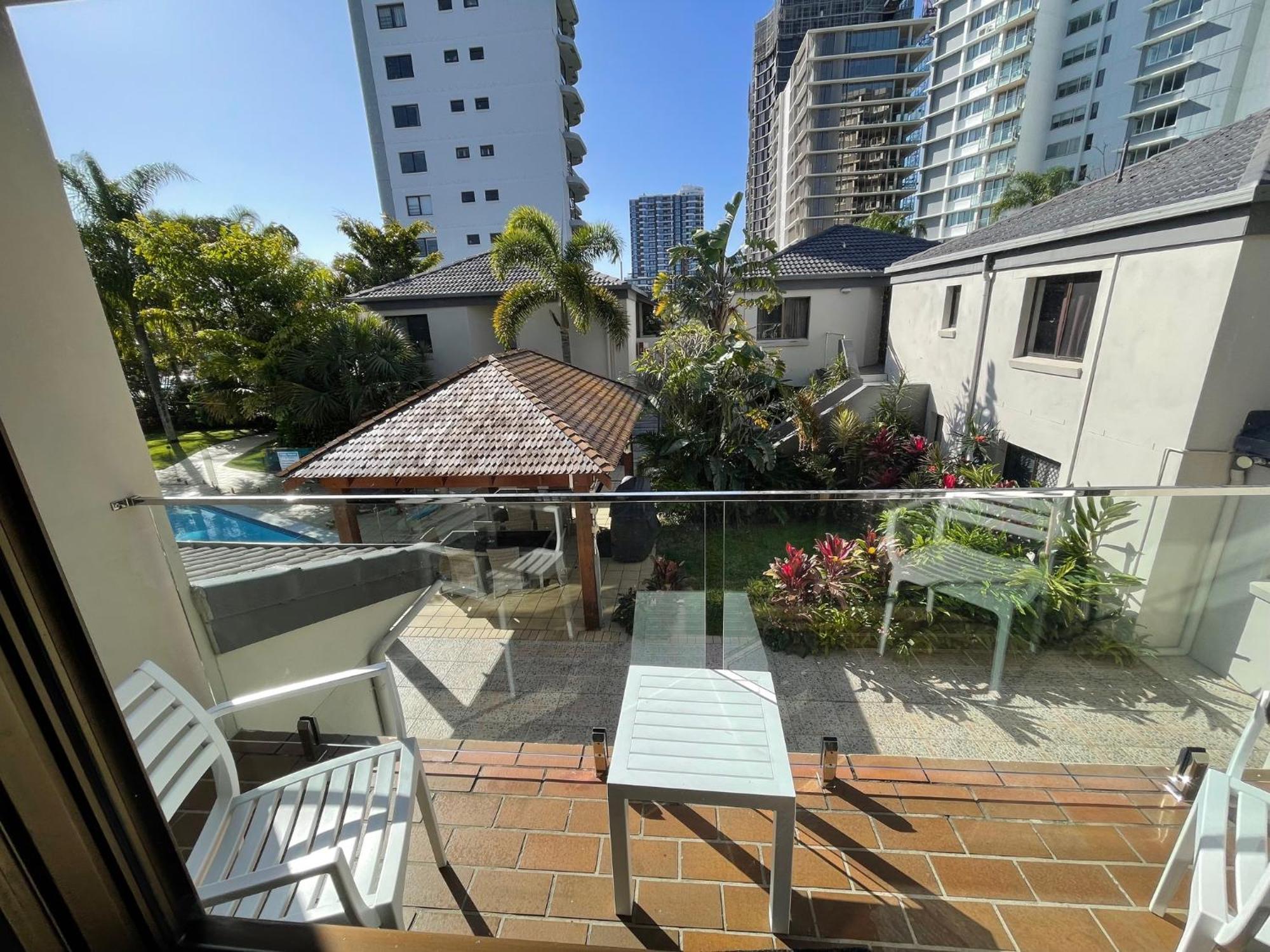גולד קוסט Burleigh Palms Holiday Apartments מראה חיצוני תמונה